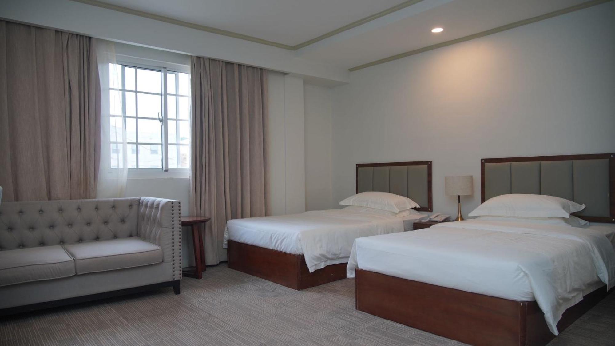 Water Bay Hotel Saipan Garapan Buitenkant foto